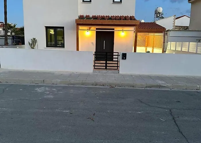 Great Escape -holiday House בית נופש לרנקה